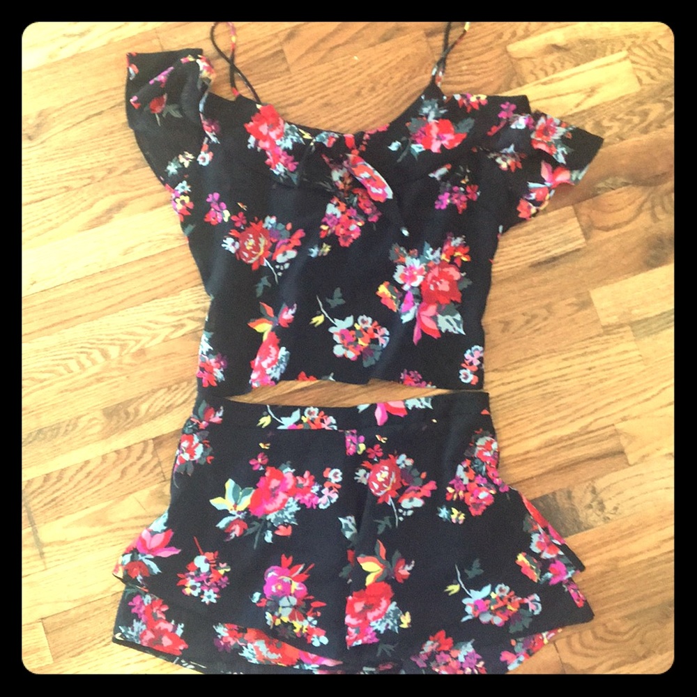 Two Piece Set